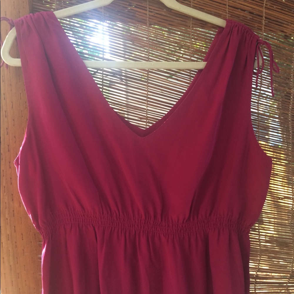 Dana Buchman Gorgeous Red Top